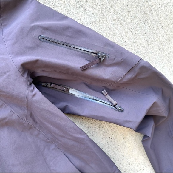 ARC'TERYX Women's Sentinel AR Jacket Gore-Tex Purple Size Small - Picture 5 of 12